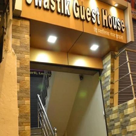 Swastik Guest House Varanasi Ngoại thất bức ảnh